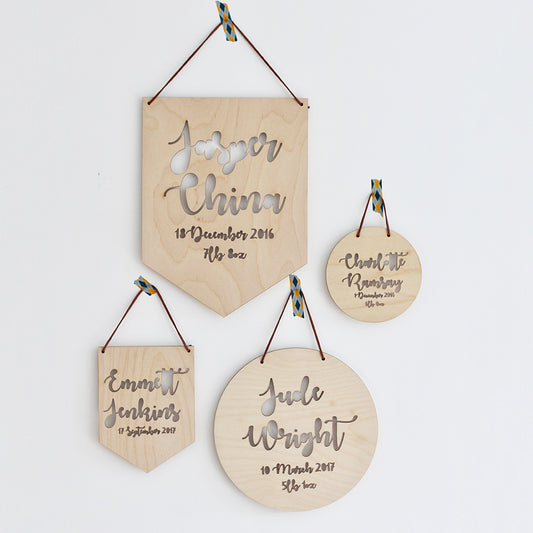 Lasercut birth plaque for newborns, babies and baby boys and girls. Made from poplar plywood. Contains the name, date of birth and weight laser cut from the wood. The perfect gift for anyone.