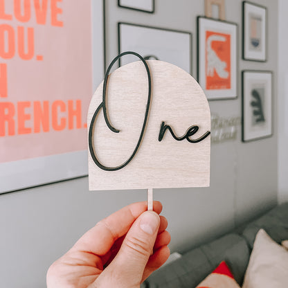 Arched Name Cake Topper