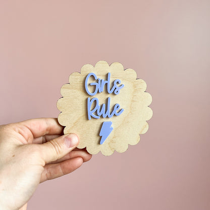 Scalloped Girls Rule Wall Sign