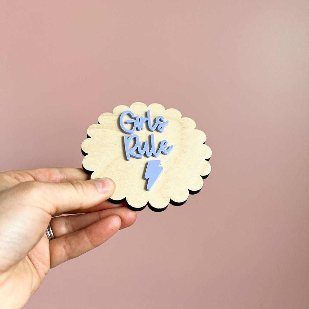 Scalloped Girls Rule Wall Sign