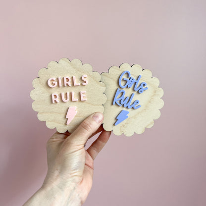 Scalloped Girls Rule Wall Sign
